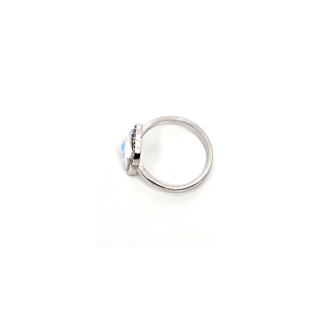 CZ Elegance by Swarovski blue col ring