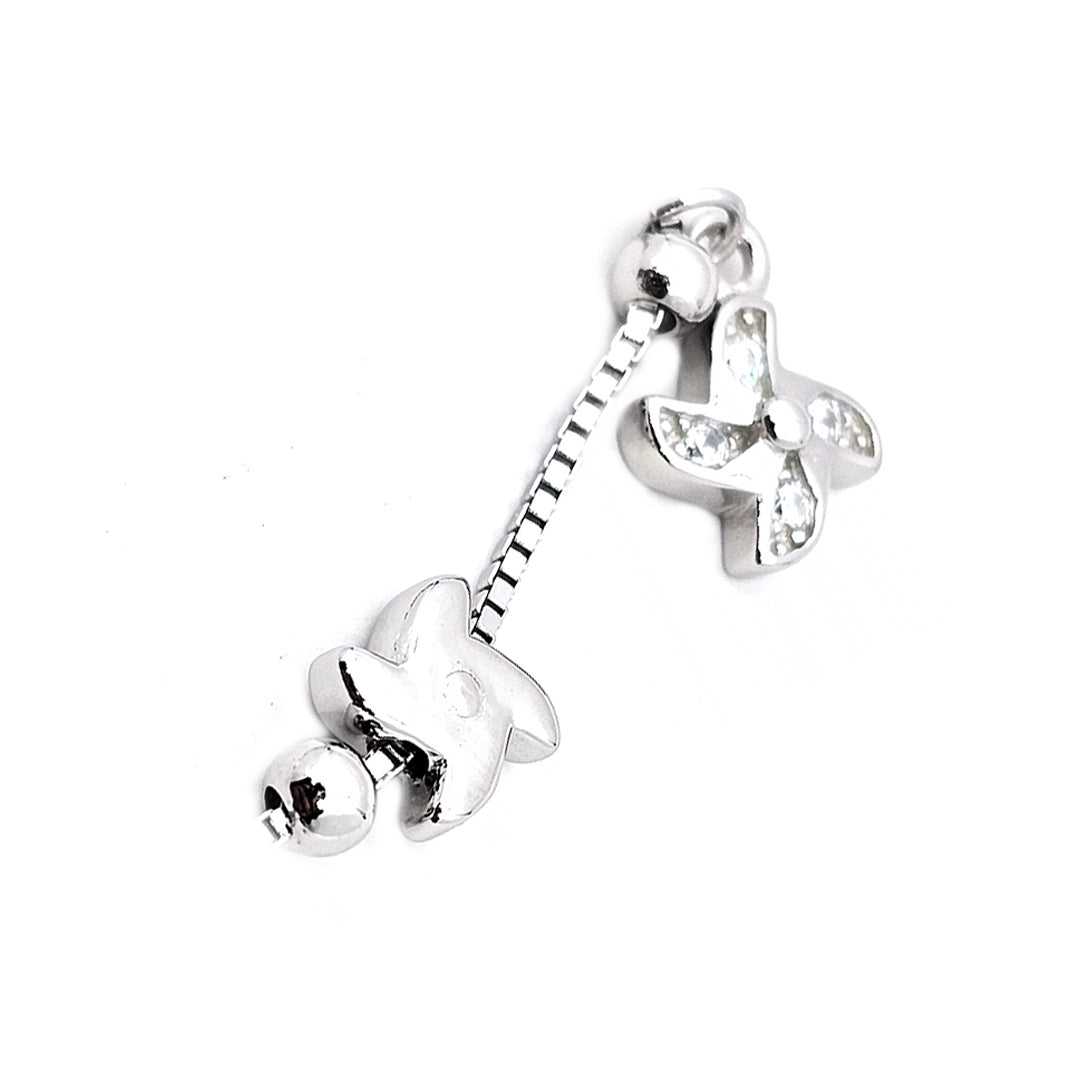 Loose Bracelet with Flower Shape American Diamnds
