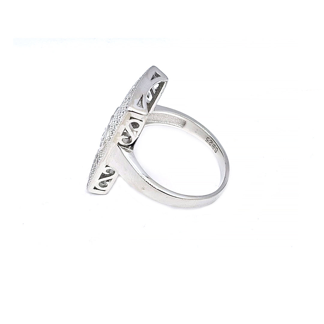 Ring Big car logo style