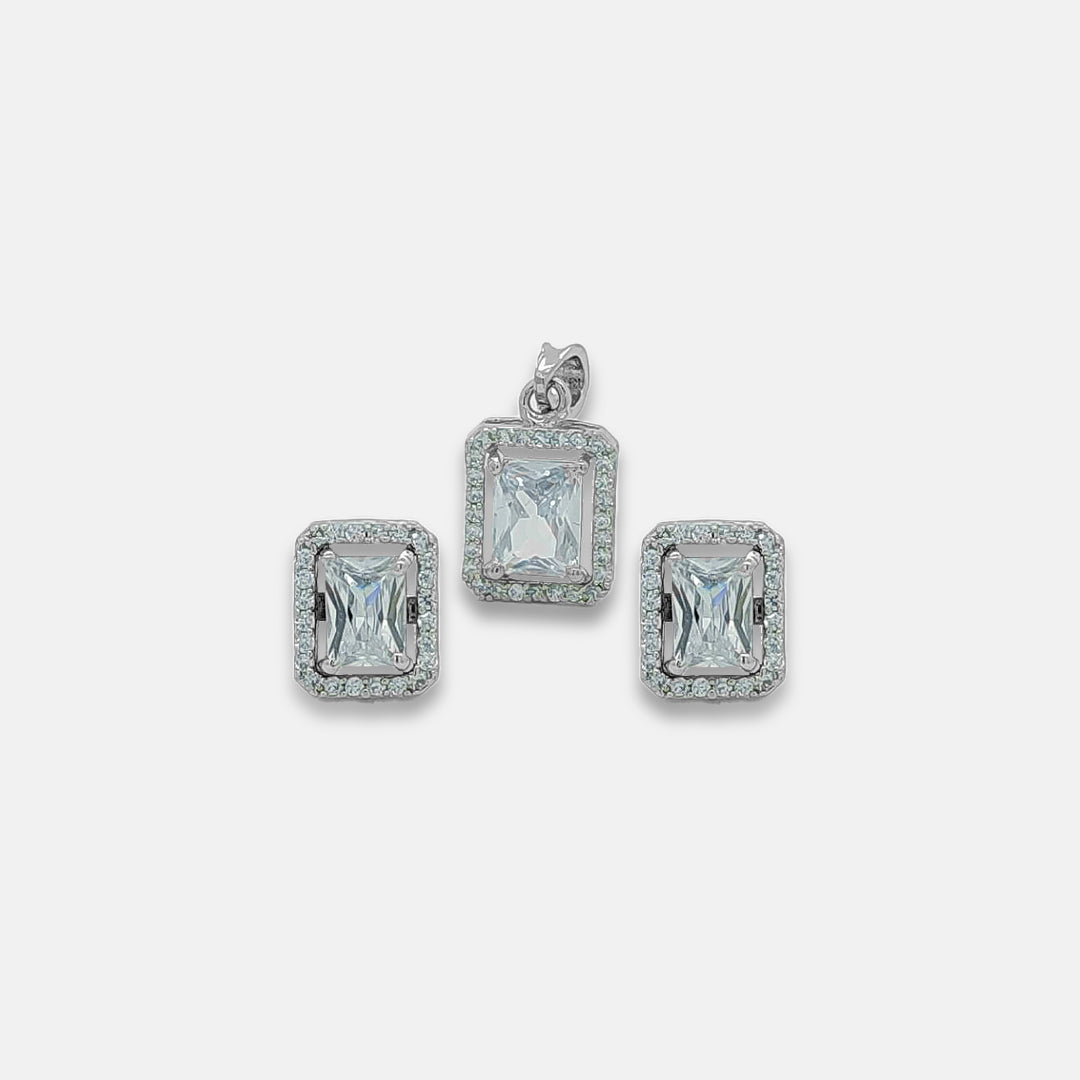 Sterling silver solitaire pendent set - Timeless Elegance