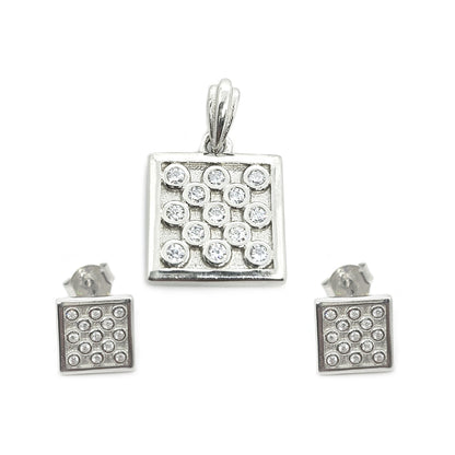 light wt earrings or tops Square