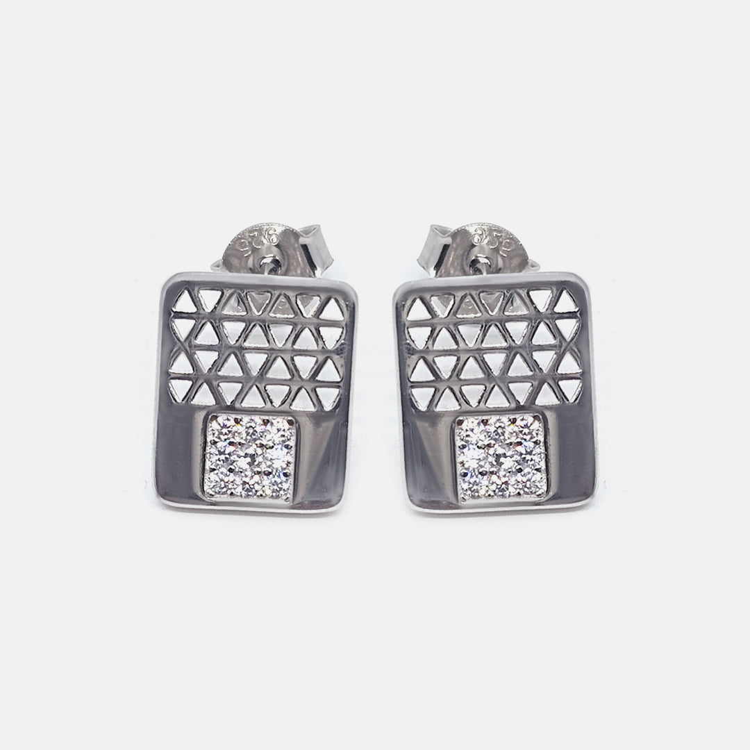 light wt earrings or tops square shape