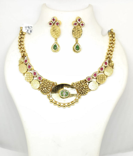 Antique necklace set