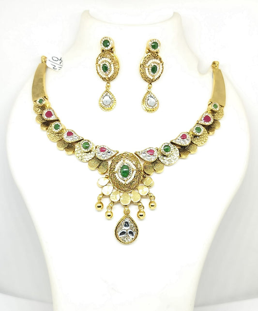 Antique necklace set