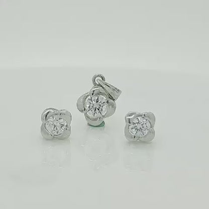 Sterling silver solitaire pendent set