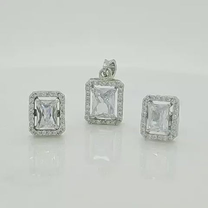 Sterling silver solitaire pendent set